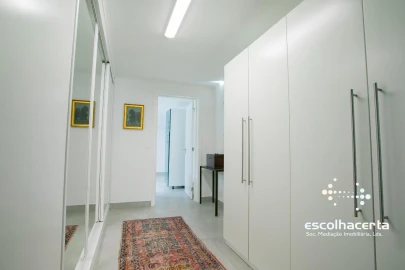 Moradia T4 para Venda em Mosteiros