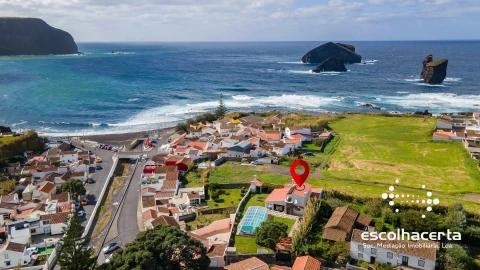 Moradia T4 para Venda em Mosteiros