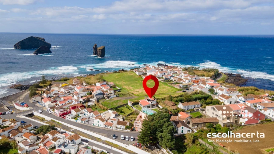 Moradia T4 para Venda em Mosteiros