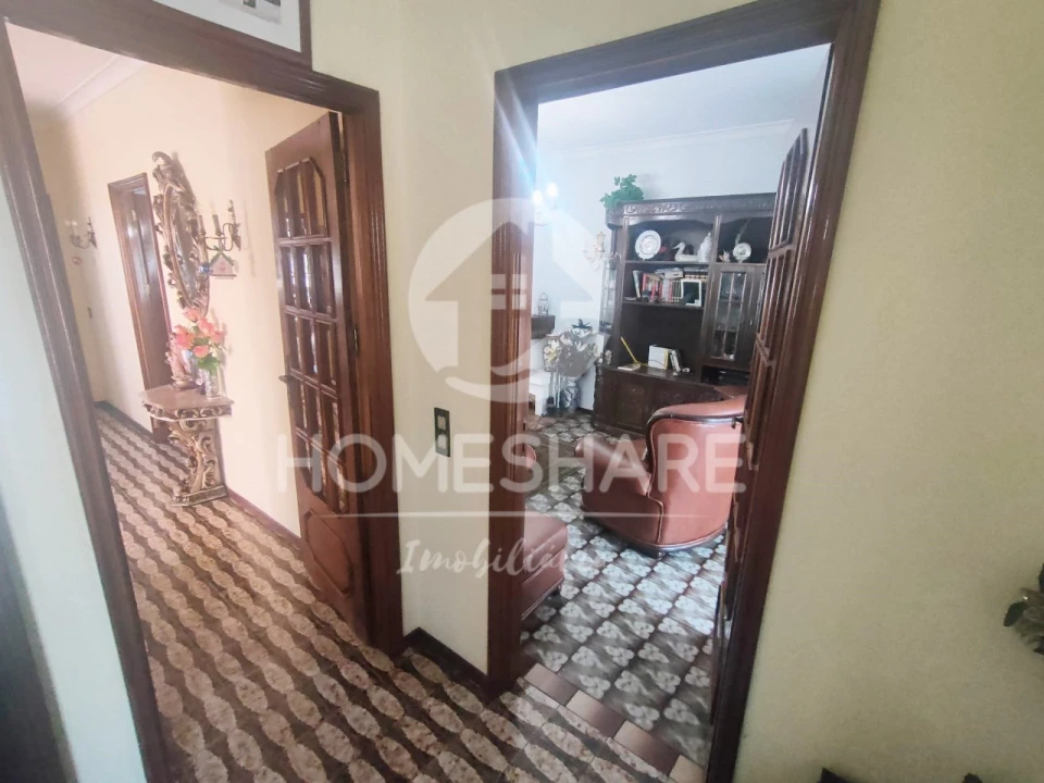Moradia T4 para Venda em Valongo Foto 48