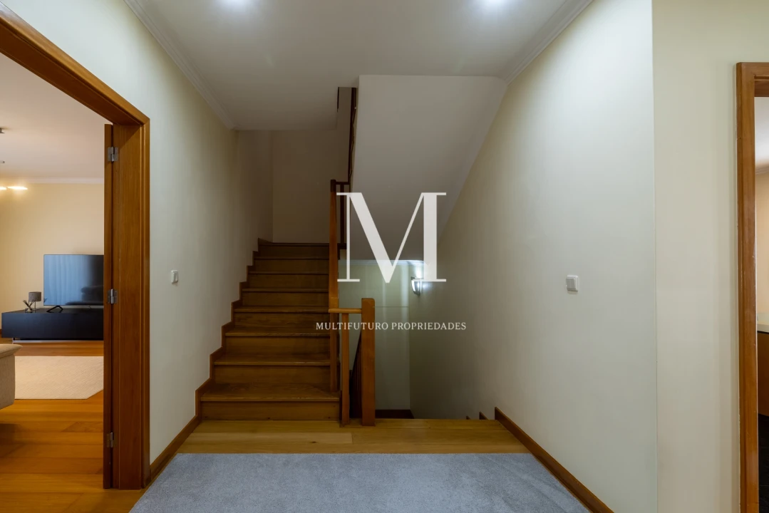 Moradia T3 para Venda em Mozelos Foto 35
