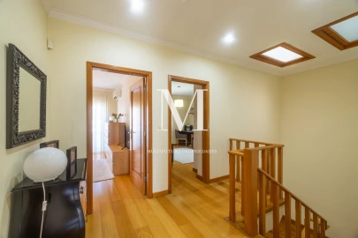 Moradia T3 para Venda em Mozelos
