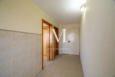 Moradia T3 para Venda em Mozelos