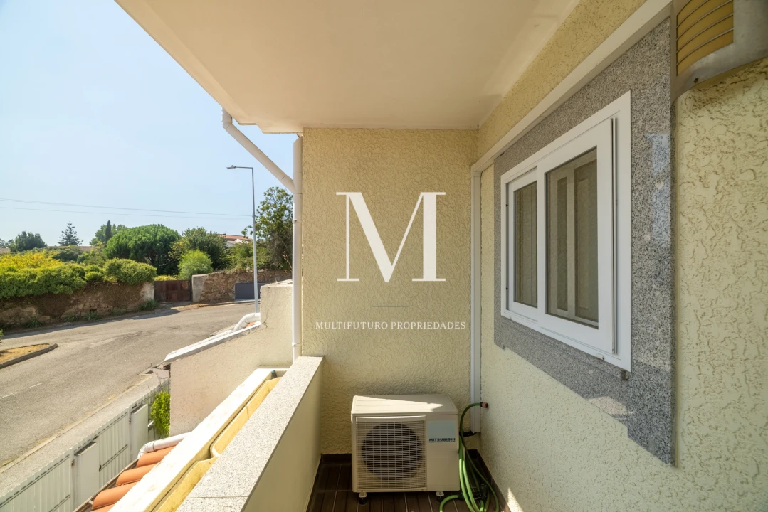 Moradia T3 para Venda em Mozelos Foto 30