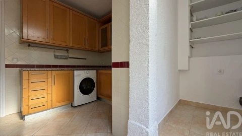 Apartamento T2 para Venda em Campo de Ourique