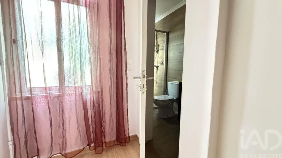 Apartamento T2 para Venda em Campo de Ourique Foto 11