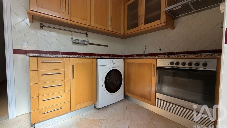 Apartamento T2 para Venda em Campo de Ourique Foto 4