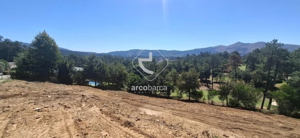 Terreno para Venda em Fornelos e Queijada