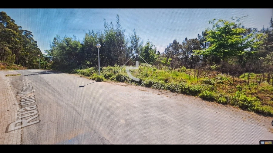 Terreno para Venda em Fornelos e Queijada