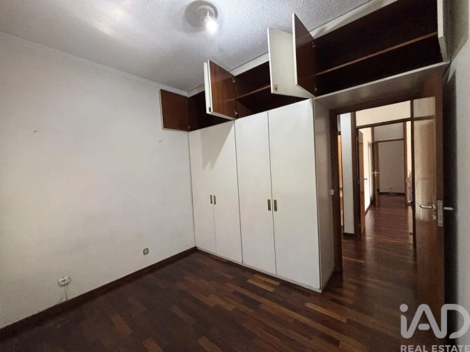 Apartamento T3 para Venda em Ramalde Foto 12