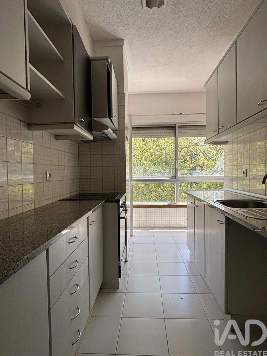 Apartamento T3 para Venda em Ramalde Foto 3