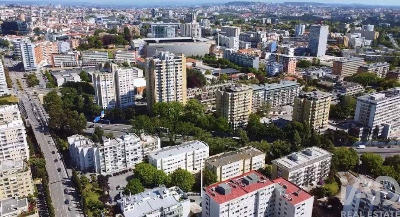 Apartamento T3 para Venda em Ramalde Foto 23