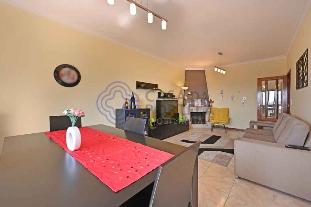 Apartamento T3 para Venda em Fânzeres e São Pedro da Cova Foto 9