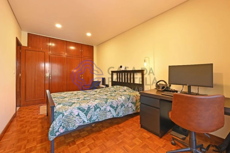 Apartamento T3 para Venda em Fânzeres e São Pedro da Cova Foto 19