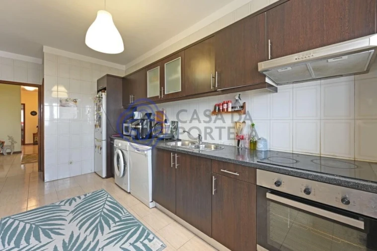 Apartamento T3 para Venda em Fânzeres e São Pedro da Cova Foto 14