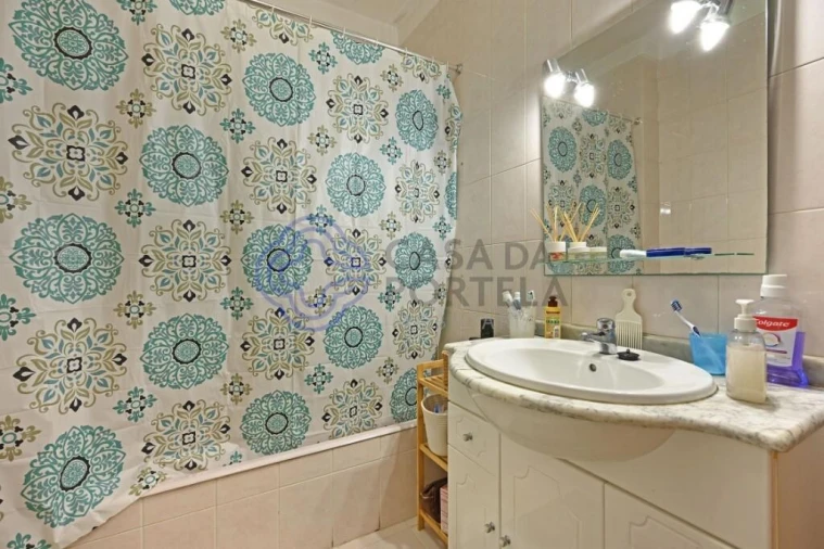 Apartamento T3 para Venda em Fânzeres e São Pedro da Cova Foto 20
