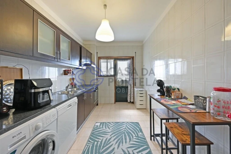 Apartamento T3 para Venda em Fânzeres e São Pedro da Cova Foto 11