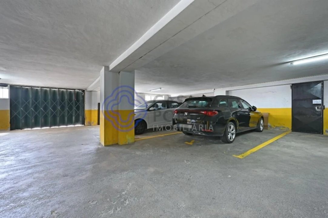 Apartamento T3 para Venda em Fânzeres e São Pedro da Cova Foto 25