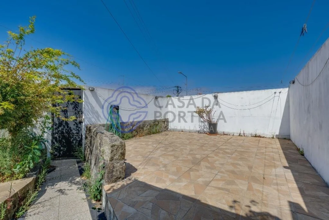 Moradia T3 para Venda em Campanhã Foto 4