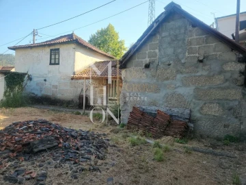 Moradia T4 para Venda em Real, Ataíde e Oliveira