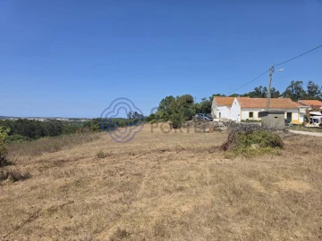 Terreno para Venda em Usseira