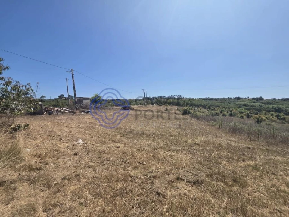Terreno para Venda em Usseira Foto 10