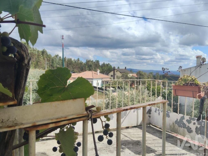 Moradia T3 para Venda em Pedrogão Grande Foto 2