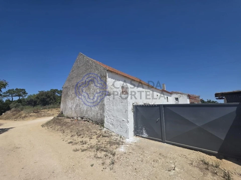 Armazém para Venda em Santa Maria, São Pedro e Sobral da Lagoa Foto 4
