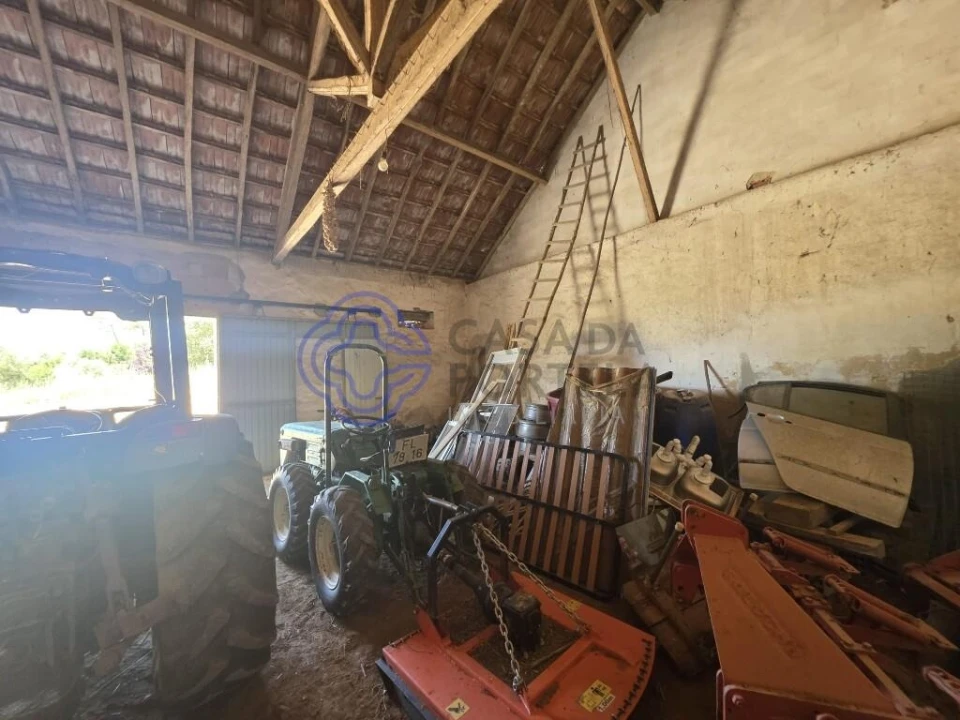 Armazém para Venda em Santa Maria, São Pedro e Sobral da Lagoa Foto 17