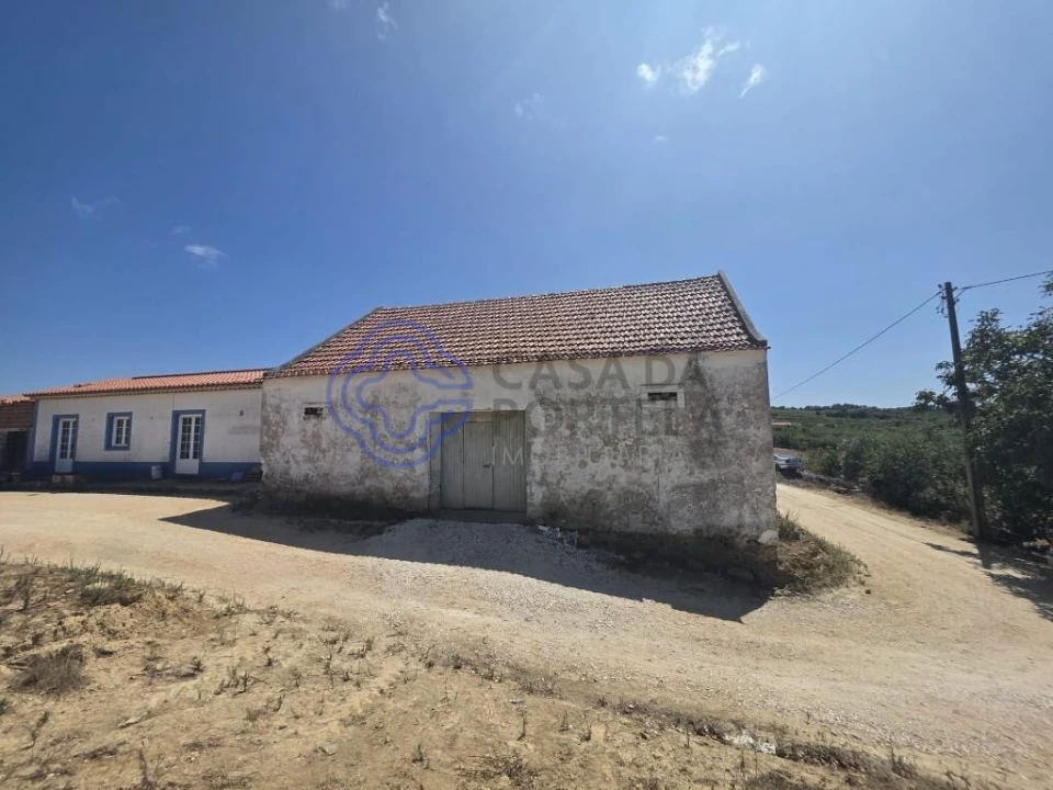 Armazém para Venda em Santa Maria, São Pedro e Sobral da Lagoa Foto 1
