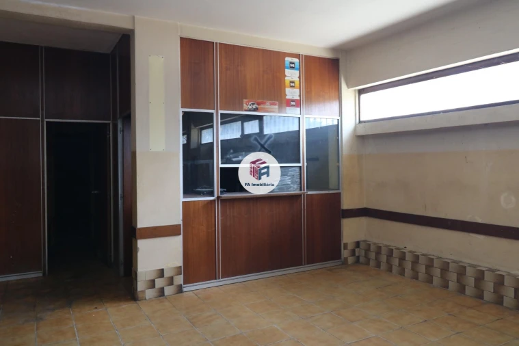 Loja para Arrendamento em Matosinhos e Leça da Palmeira Foto 11