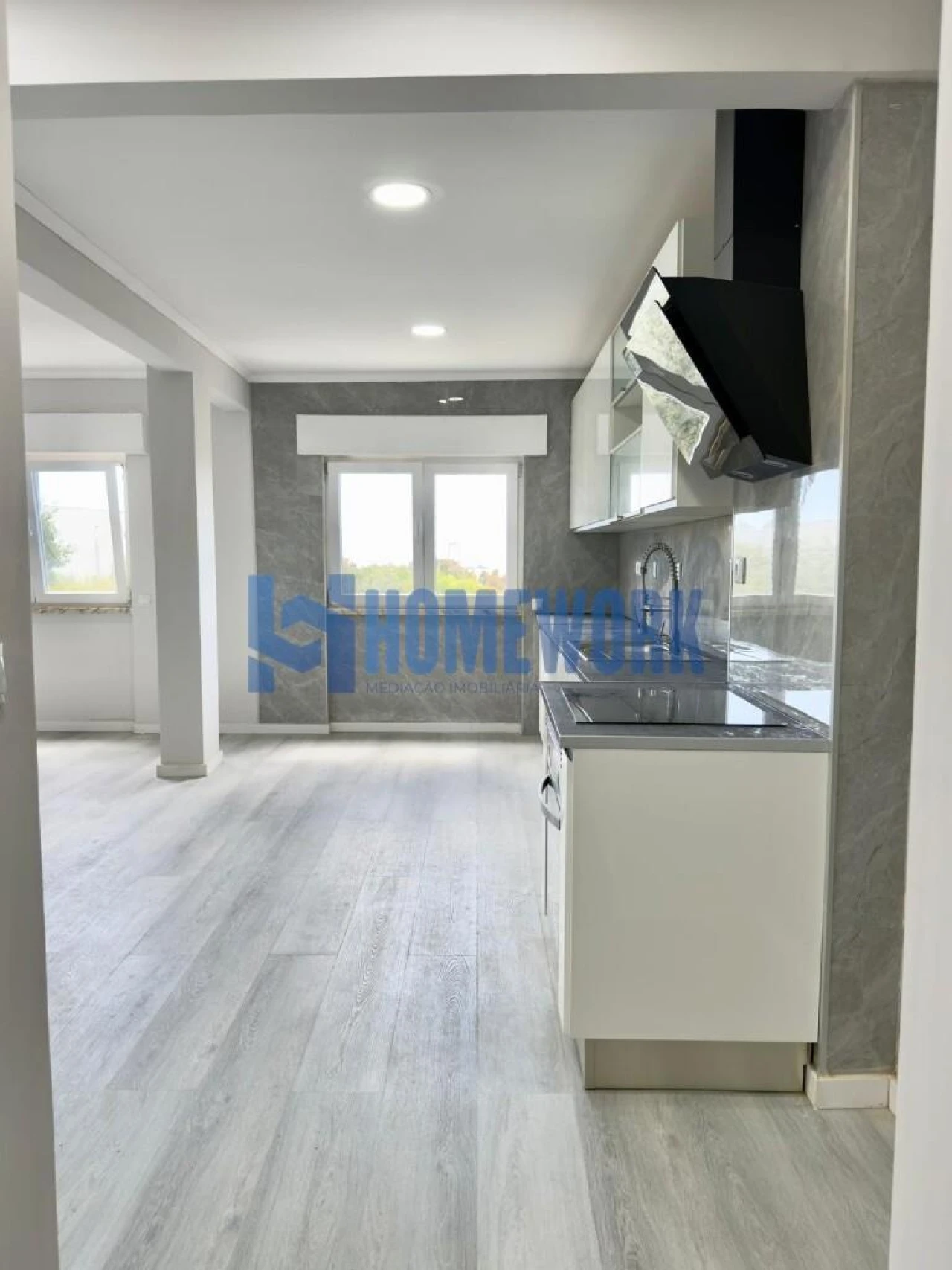 Apartamento T2 para Venda em Setubal (São Sebastião) Foto 3