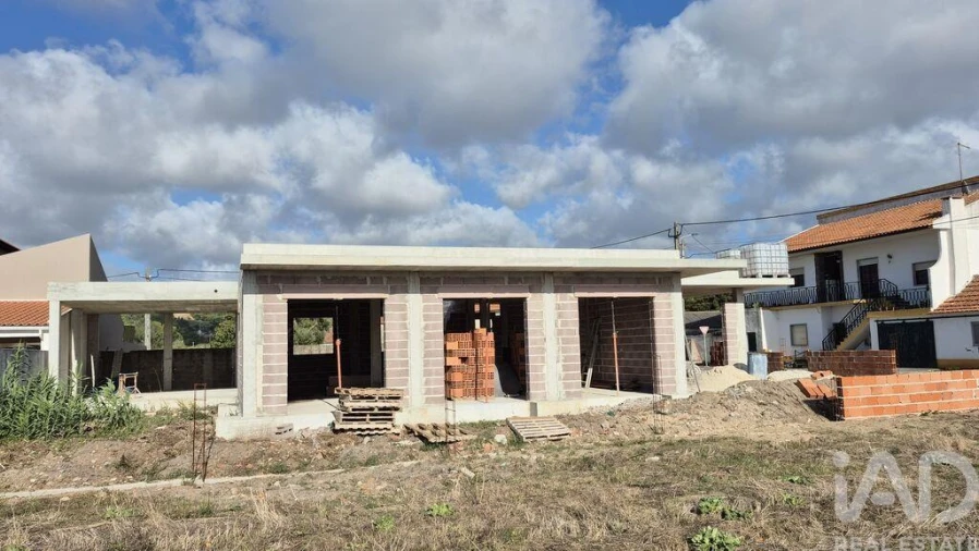 Moradia T3 para Venda em Alfeizerão Foto 7