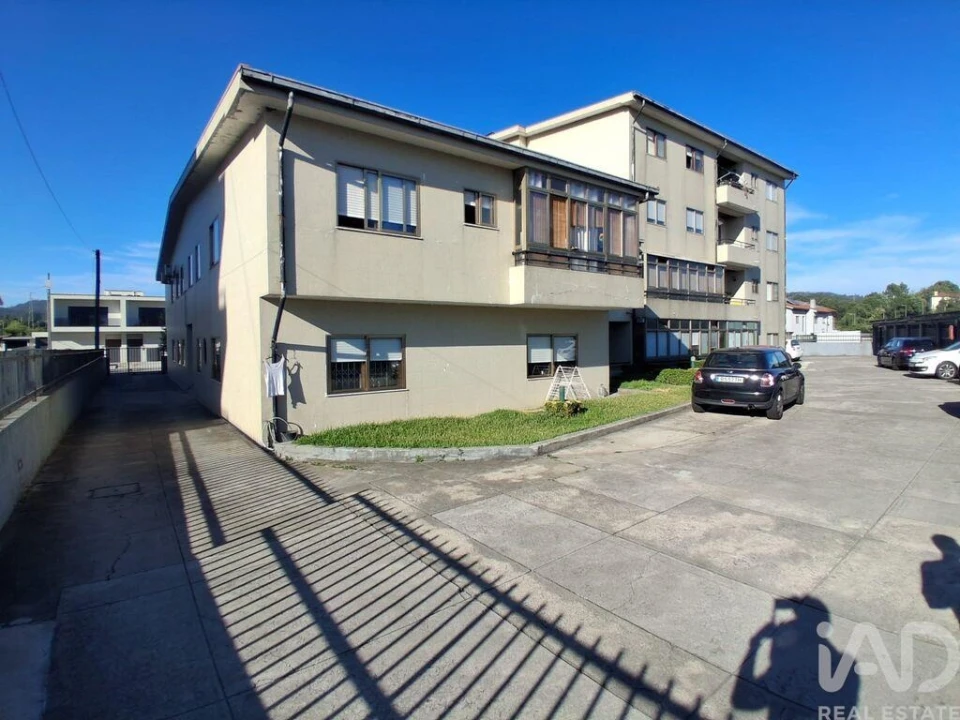 Apartamento para Venda em Rio Tinto Foto 12