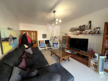 Apartamento T3 para Venda em Montalvo