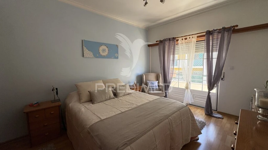 Apartamento T3 para Venda em Montalvo Foto 17
