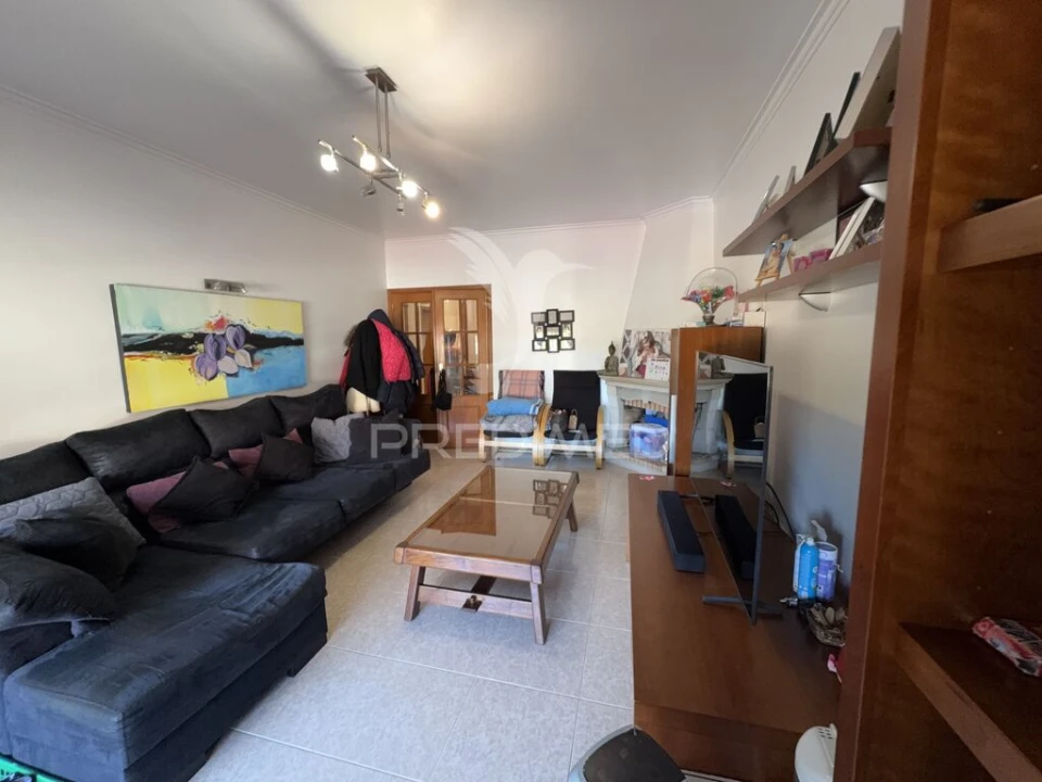 Apartamento T3 para Venda em Montalvo Foto 5