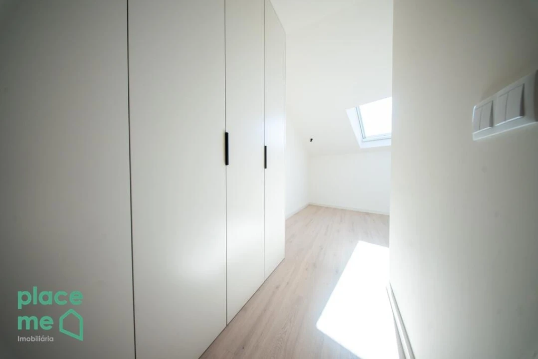 Apartamento T1 para Venda em Braga (Maximinos, Sé e Cividade) Foto 13
