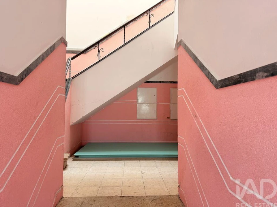 Apartamento T2 para Venda em Caparica e Trafaria Foto 31