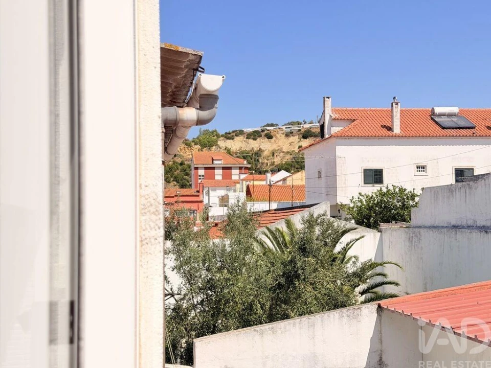 Apartamento T2 para Venda em Caparica e Trafaria Foto 14