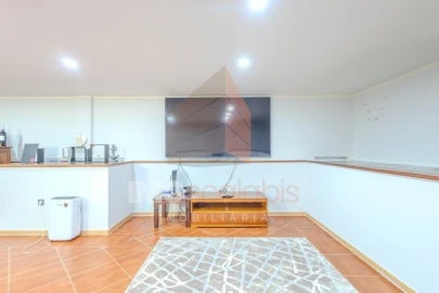 Apartamento T3 para Venda em Almeirim