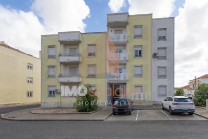 Apartamento T3 para Venda em Almeirim