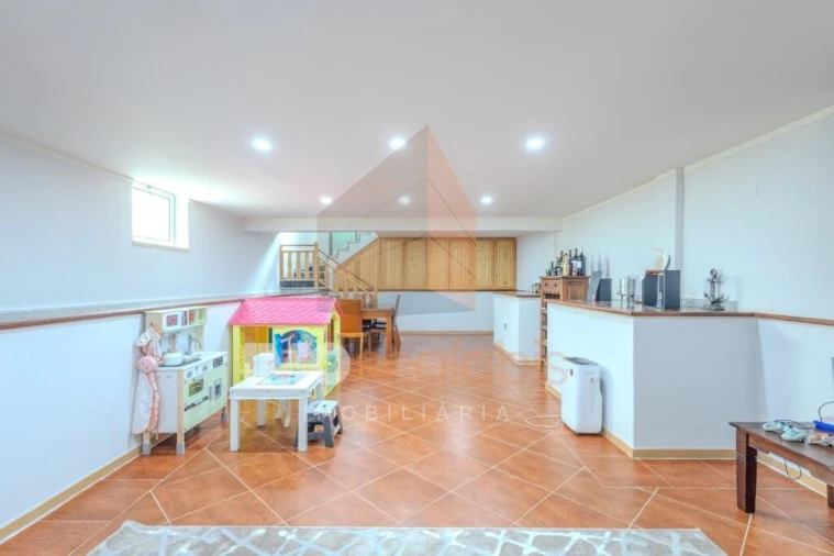 Apartamento T3 para Venda em Almeirim Foto 16