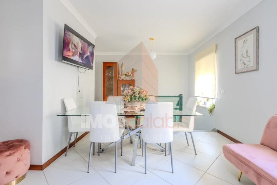 Apartamento T3 para Venda em Almeirim Foto 3