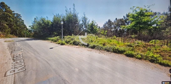 Terreno para Venda em Fornelos e Queijada