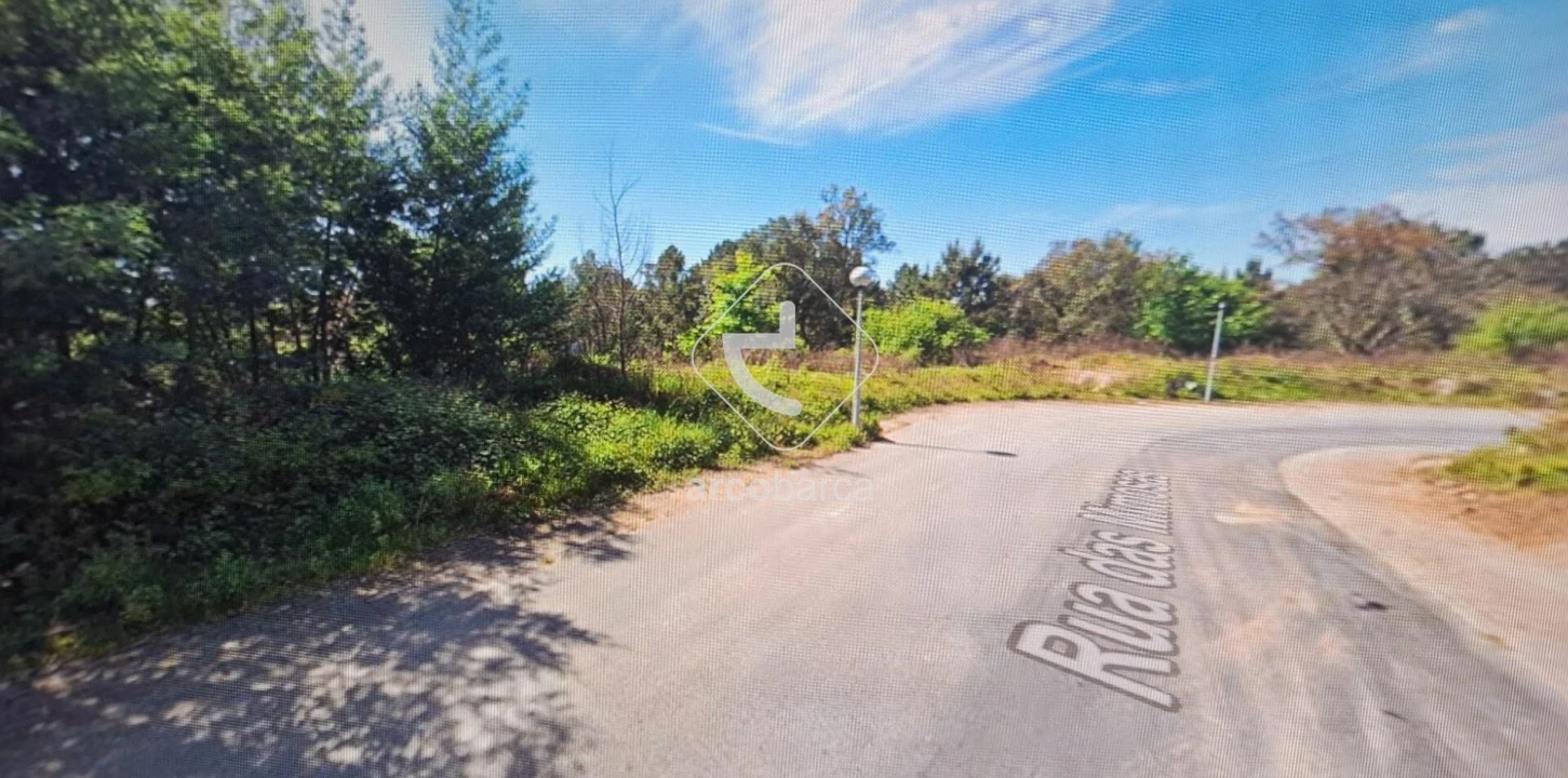 Terreno para Venda em Fornelos e Queijada Foto 3