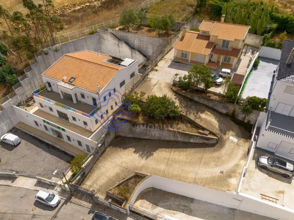 Moradia T5 para Venda em Agualva e Mira-Sintra Foto 12