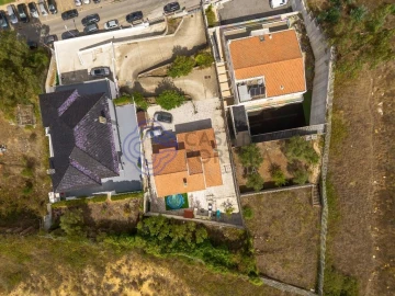 Moradia T5 para Venda em Agualva e Mira-Sintra
