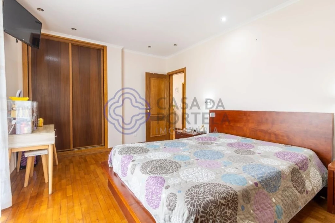 Moradia T5 para Venda em Agualva e Mira-Sintra Foto 20