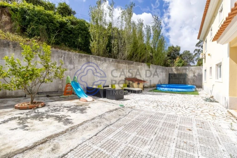 Moradia T5 para Venda em Agualva e Mira-Sintra Foto 38